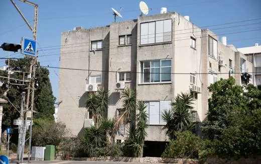בניין לפני פינוי בינוי וייצמן